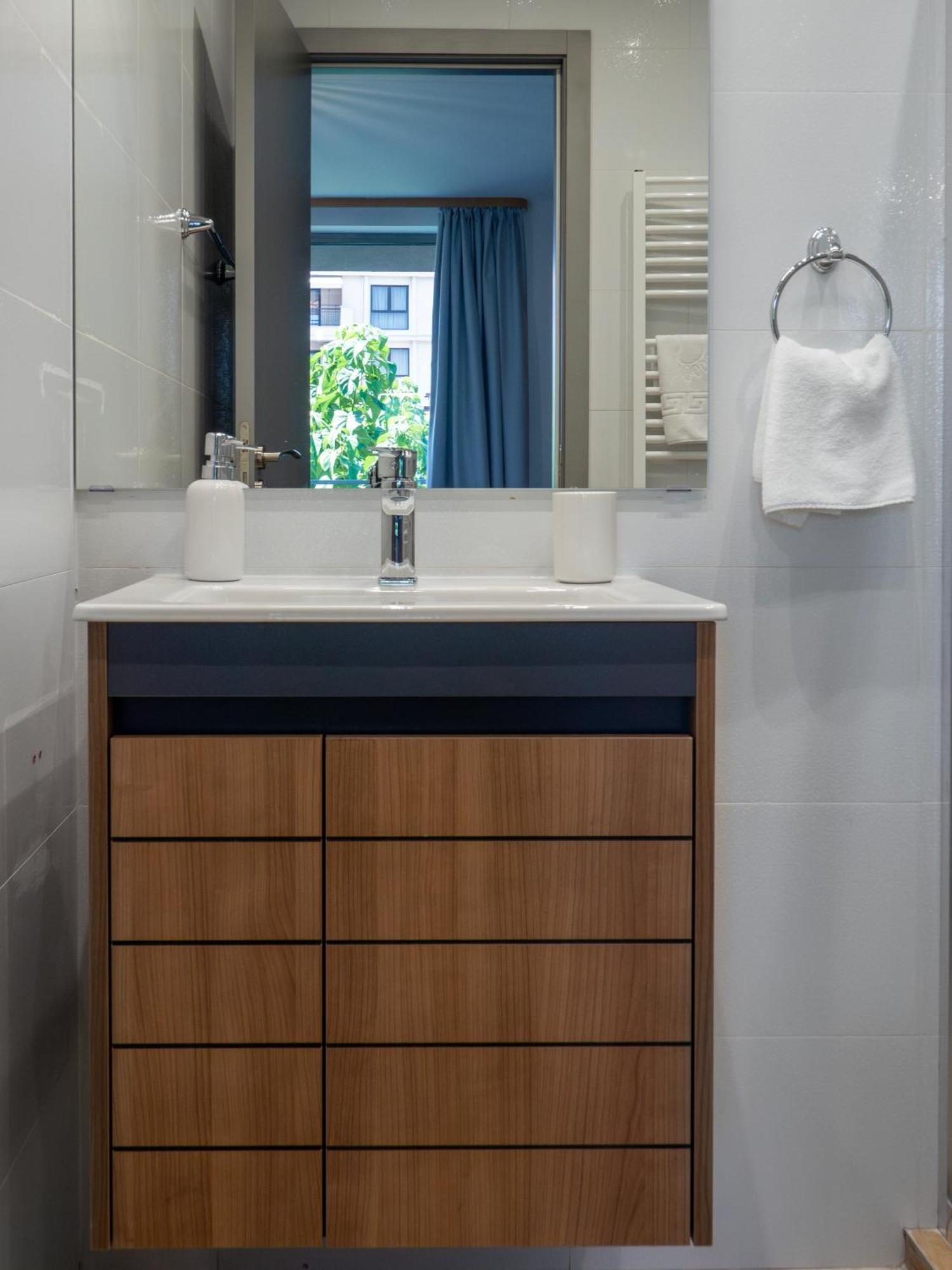 סופיה Vertigo2 Huge Apartment 2 Bedrooms Balcony Parking מראה חיצוני תמונה