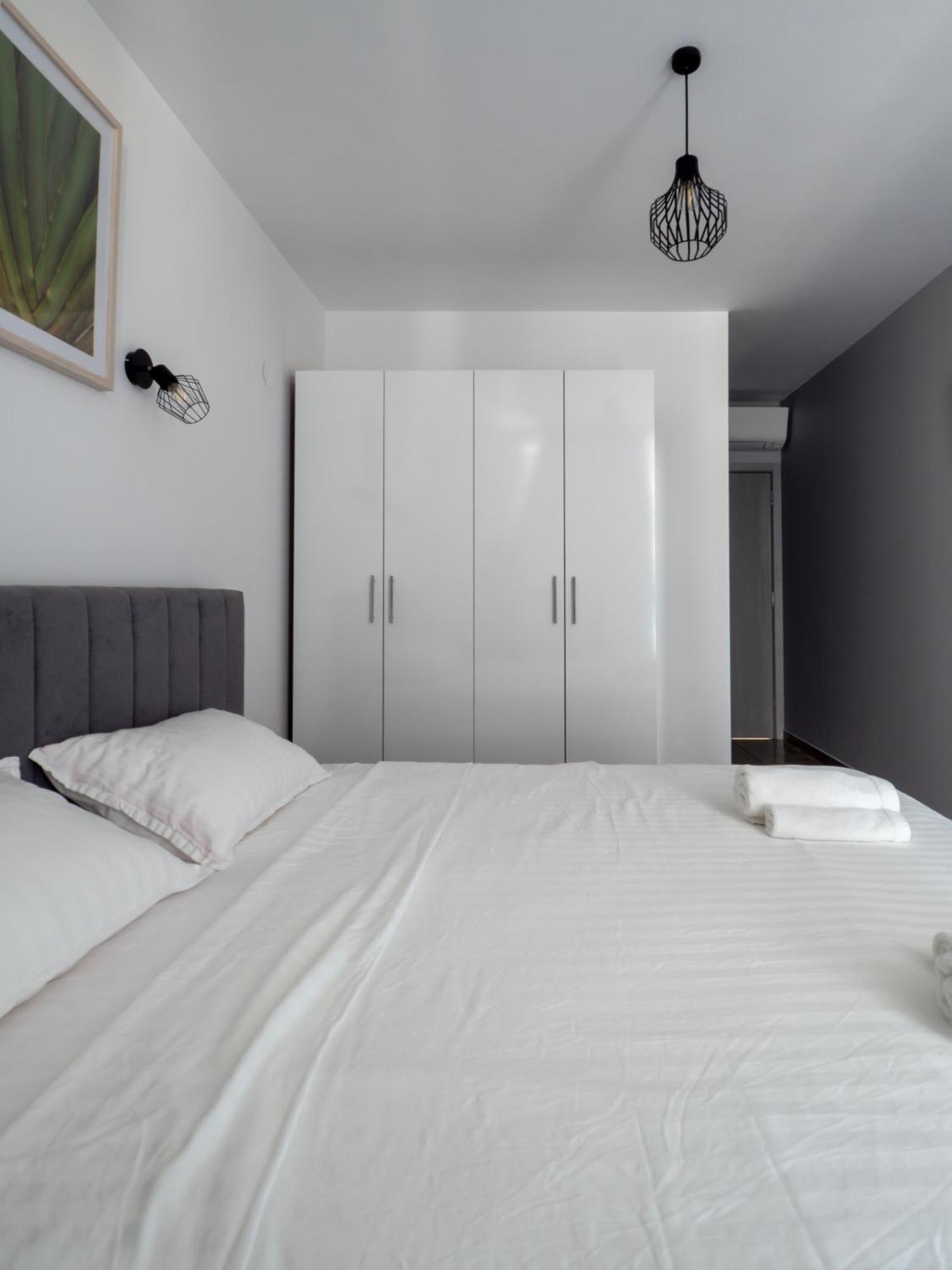 סופיה Vertigo2 Huge Apartment 2 Bedrooms Balcony Parking מראה חיצוני תמונה